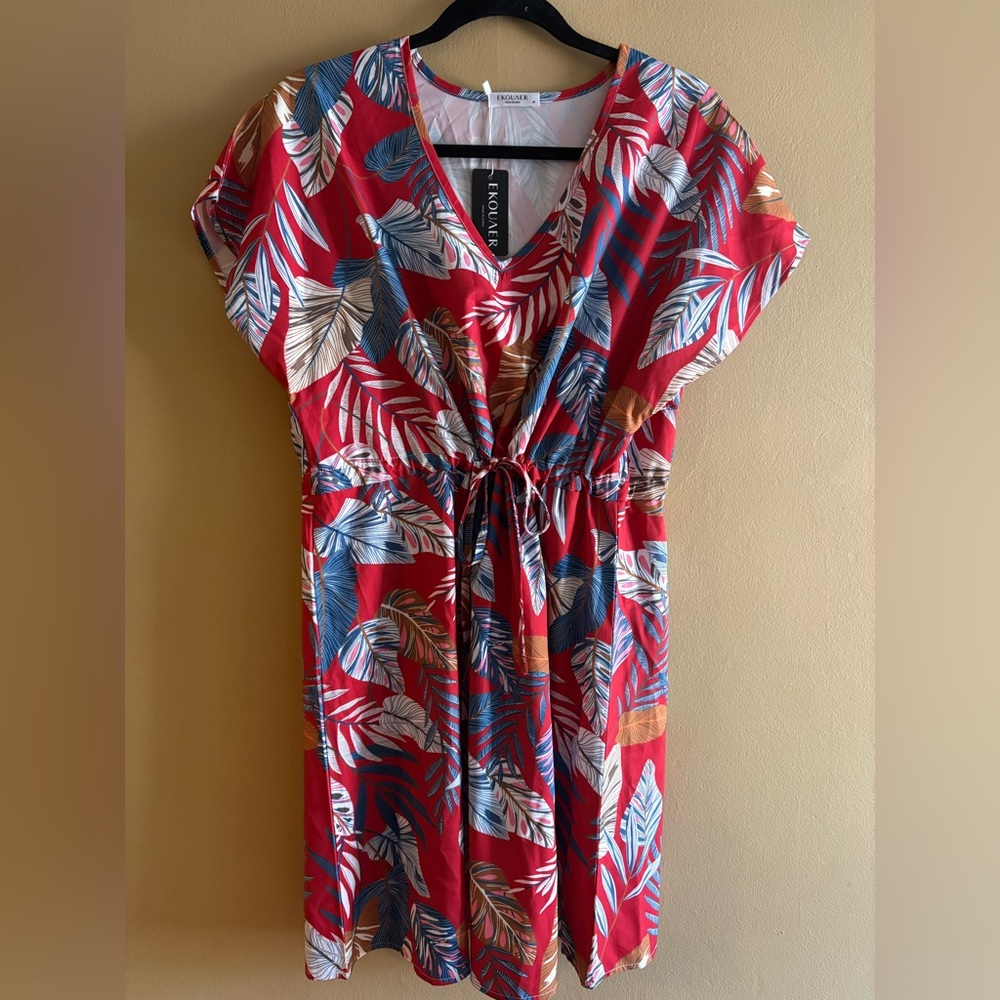 Tropical Red Leaf Print beach coverup NWT